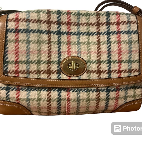 Coach shoulder bag - Picture 1 of 2